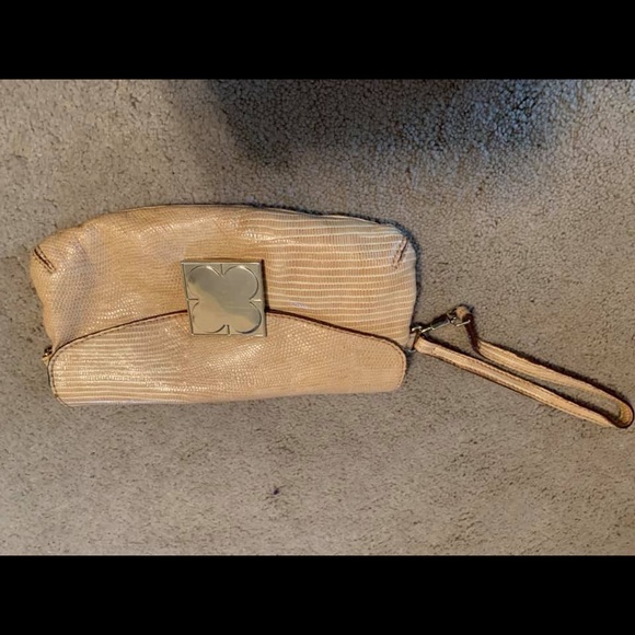 Purses & Wallets - Picture 5 of 8